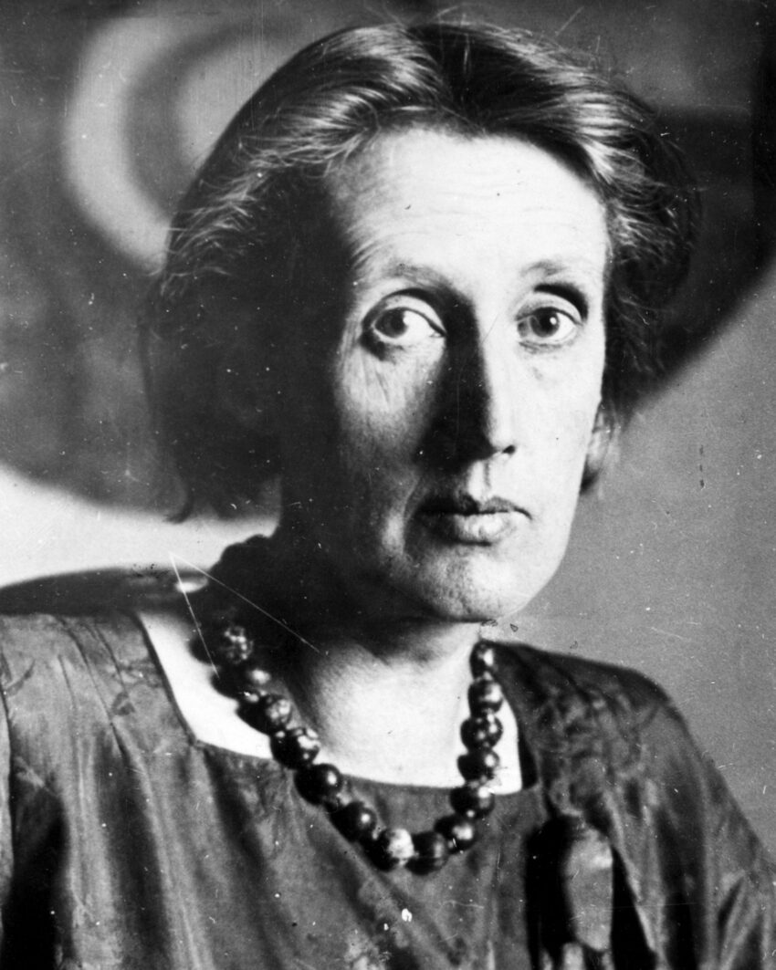 essay on virginia woolf